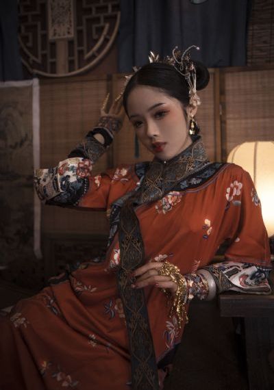 夜晚呻吟打开双腿猛烈视频_超清手机在线观看